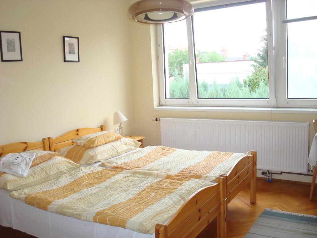 Vincze Vendégház Apartman Eger Szoba fotó